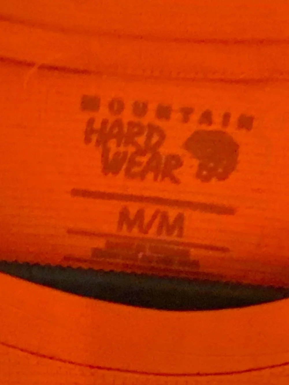 Mountain Hardwear Men’s Medium Orange Breathable Performance T-Shirt